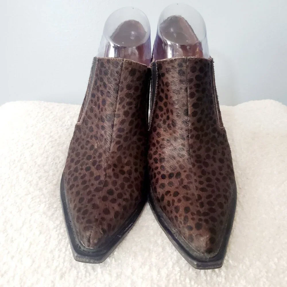 Jeffrey Campbell Leopard Pointed Toe Calf Hair Ankle Boots Size 9.5